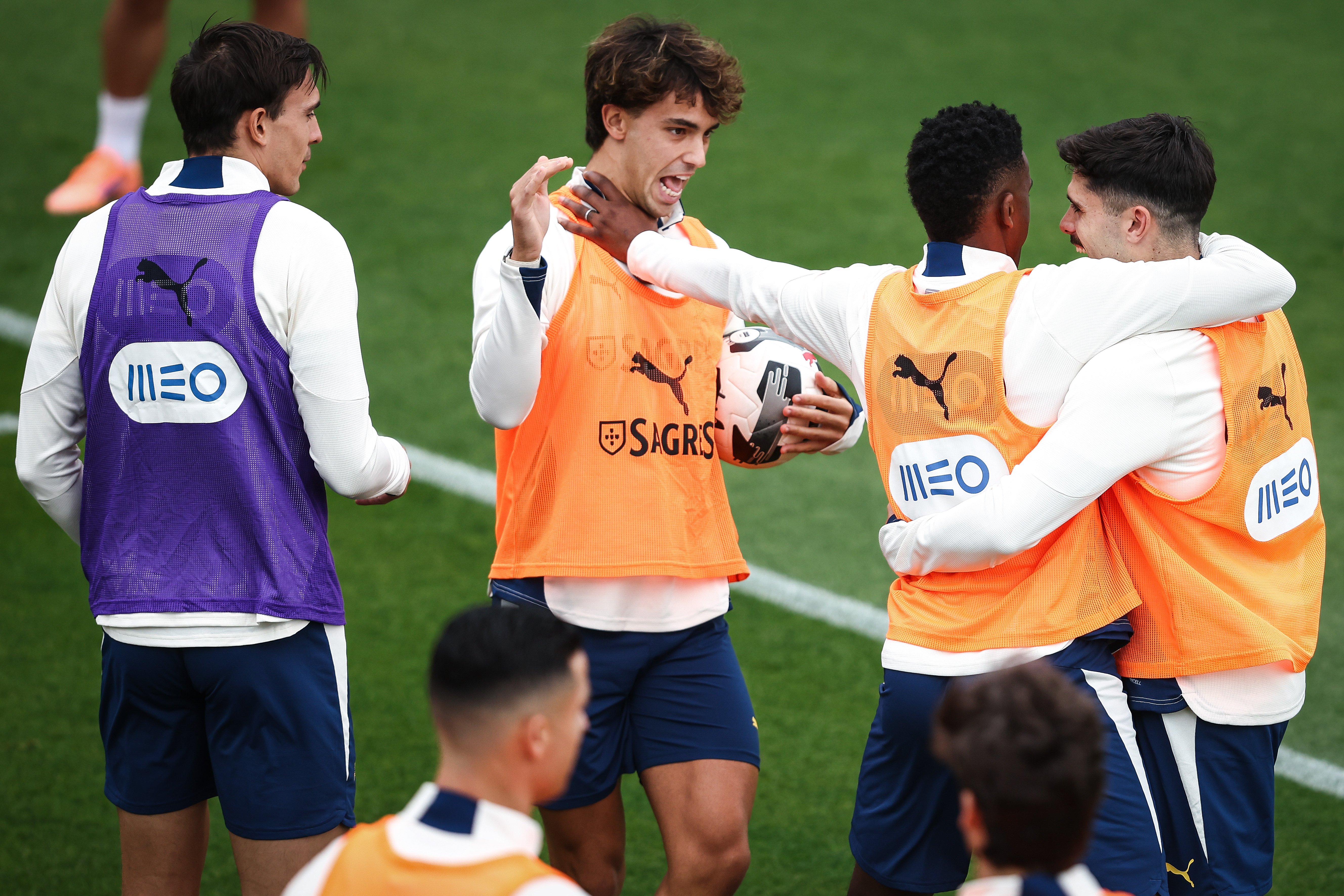 乐动体育官网入口-赛前葡萄牙体育备战欧篮联萨拉赫与60激战阿森纳分钟，迈阿密热火回应争议备战德国杯直接炸裂的简单介绍