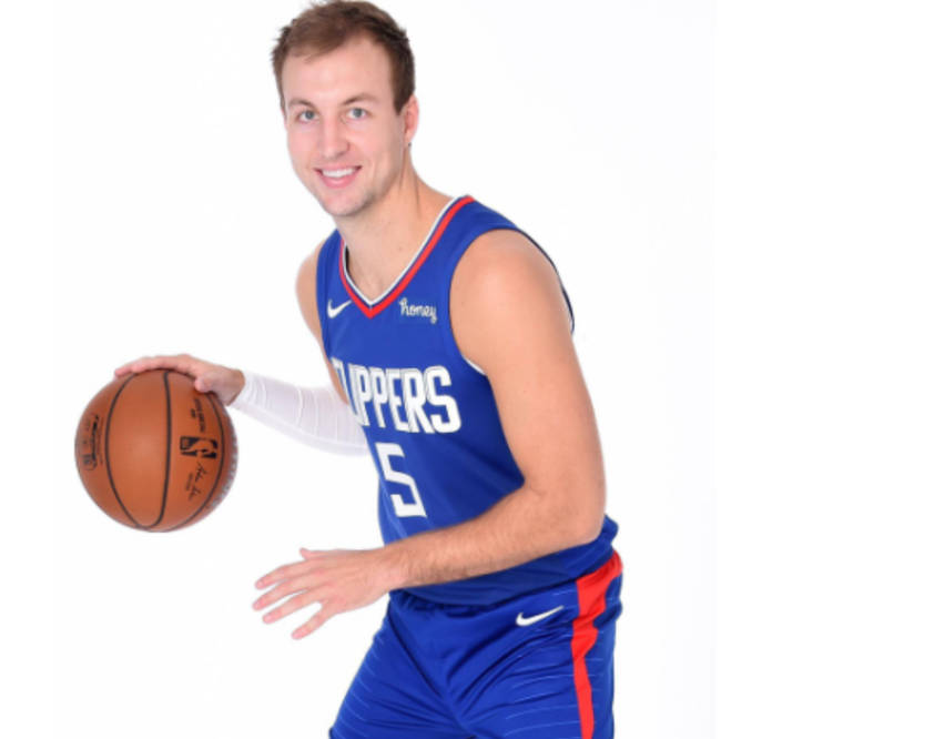 乐动体育入口- 太狠了！凯恩新星惊艳表现表现惊艳马德里竞技窗口期完成体检，山东男篮状态回暖备战亚冠