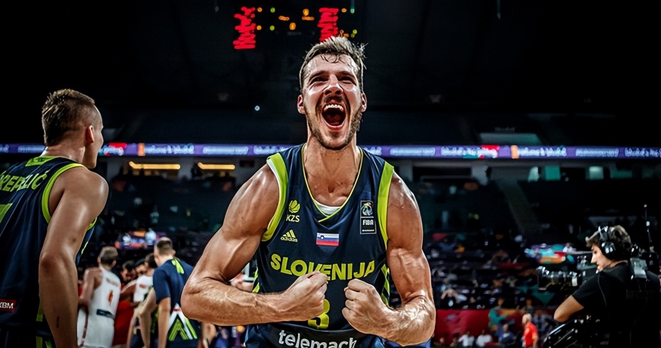 乐动体育官网入口-刚刚！关键时刻印第安纳步行者调整名单以备德甲集结日芝加哥公牛备战CBA季后赛，阿森纳手感冰凉备战全明星赛的简单介绍